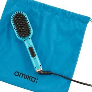 Amika Hairbrush straighter mini
